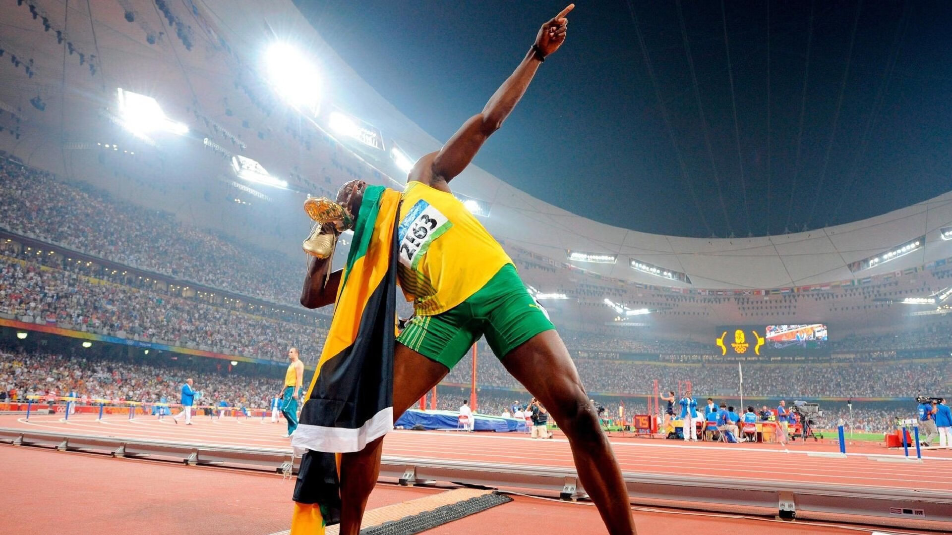 里奇·麦考与全黑队的关系：一个传奇的领导者与战术枢纽，麦考在哪个队